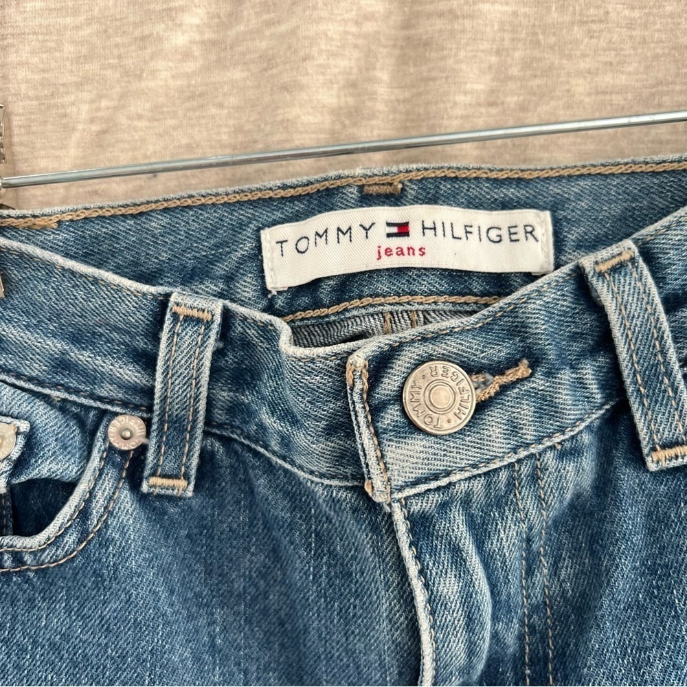 Y2K Tommy Hilfiger "New Vintage Boyfriend Jean" Size 6 - Picture 9 of 10